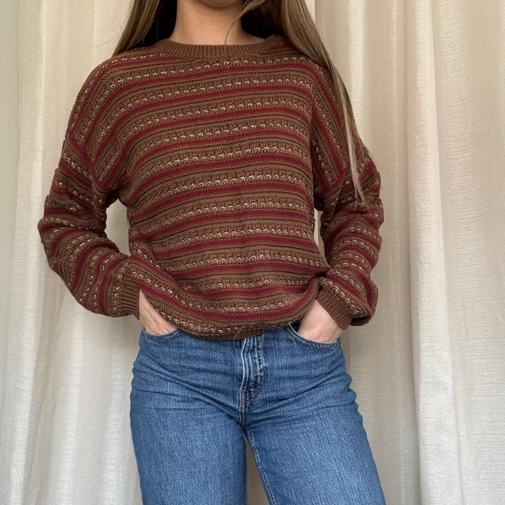 Cozy Fisherman Style Sweatwr